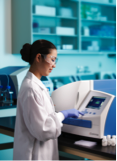 erenna_with_scientist